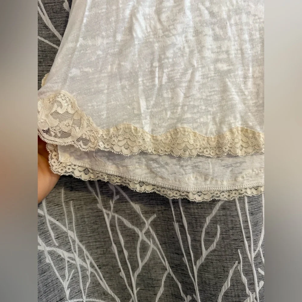 We The Free Women’s Sheer Top size Large - Picture 3 of 5